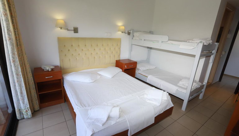 Dassia Holiday Club